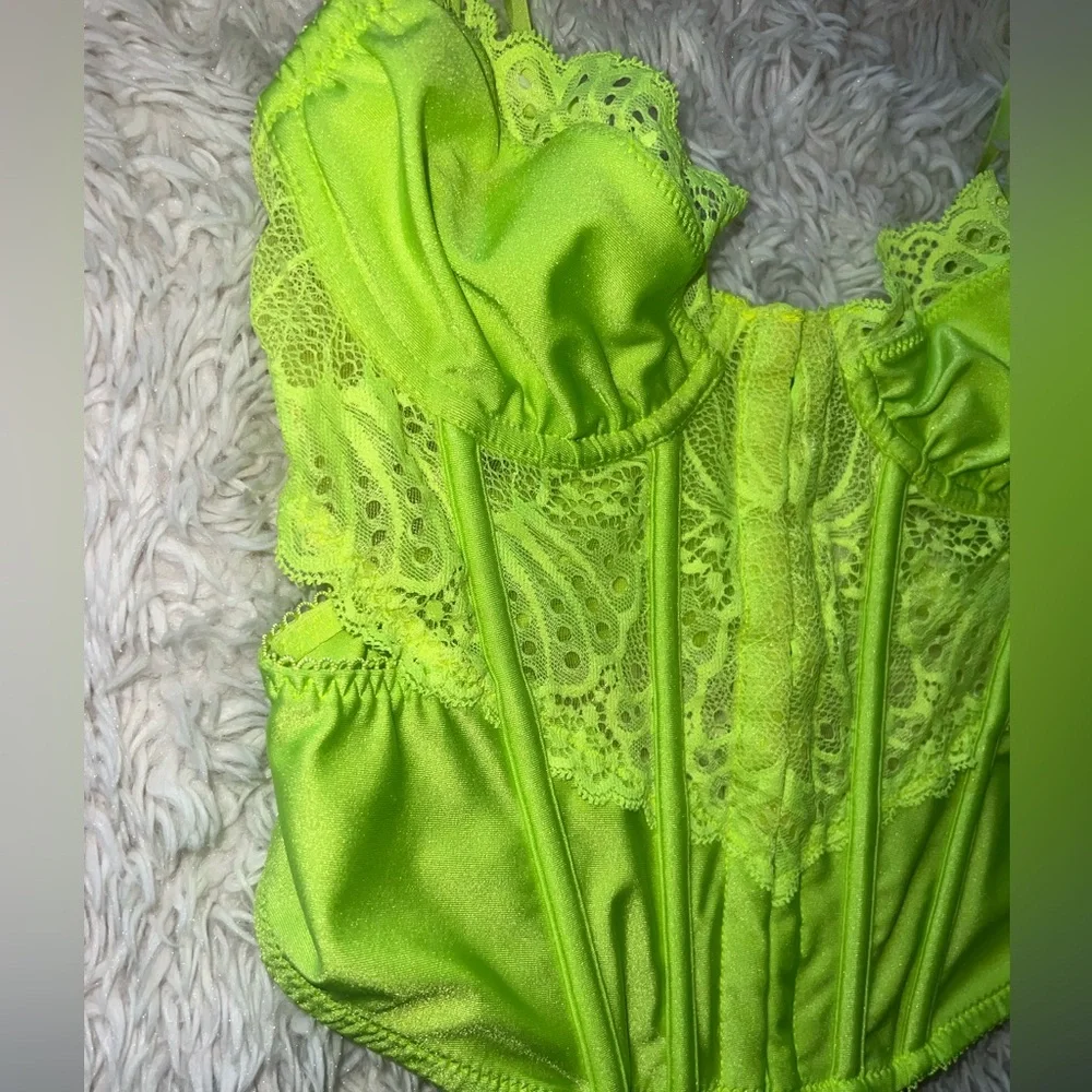 Neon Green Corset top - Picture 5 of 6